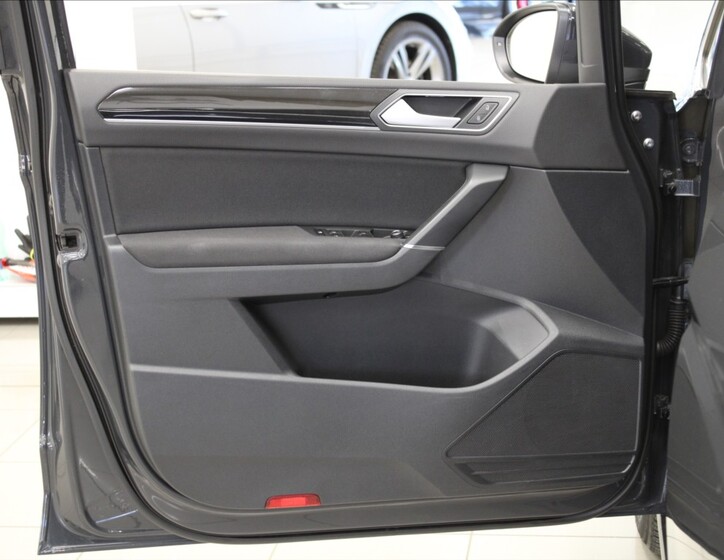 Volkswagen Touran 15