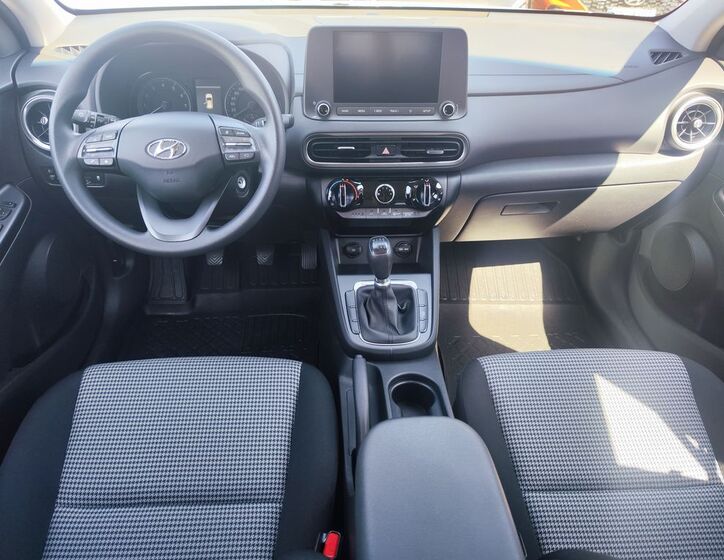 Hyundai Kona 11