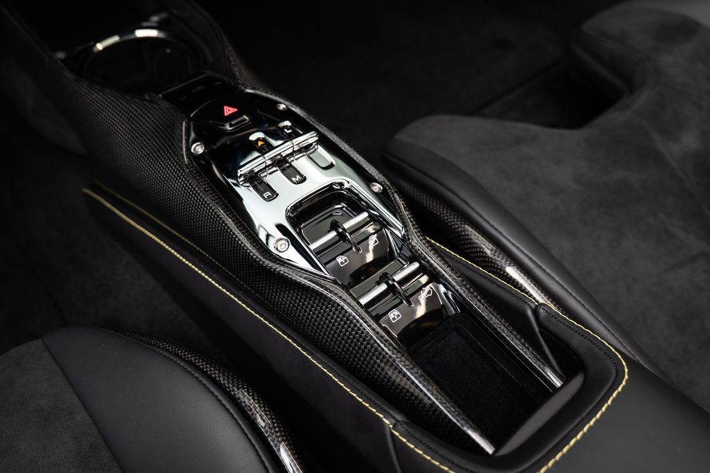 Ferrari SF90