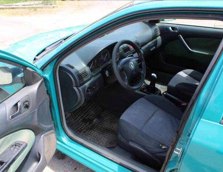 Škoda Octavia 10
