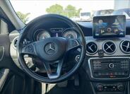 Mercedes-Benz GLA 7