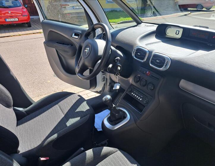 Citroën C3 Picasso 34
