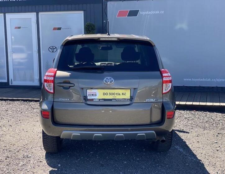 Toyota RAV4 5