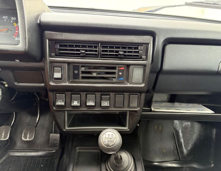 Lada Niva 7
