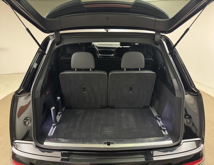Audi Q7 65
