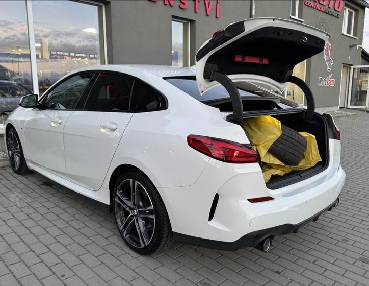 BMW Řada 2 40