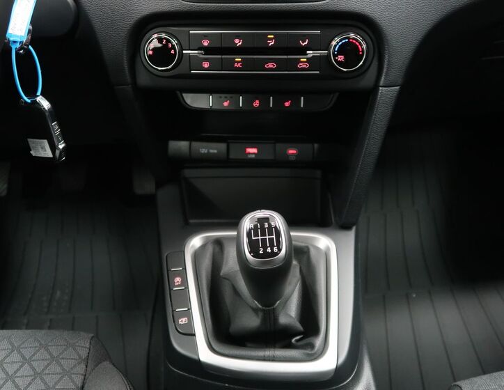 KIA Ceed 14