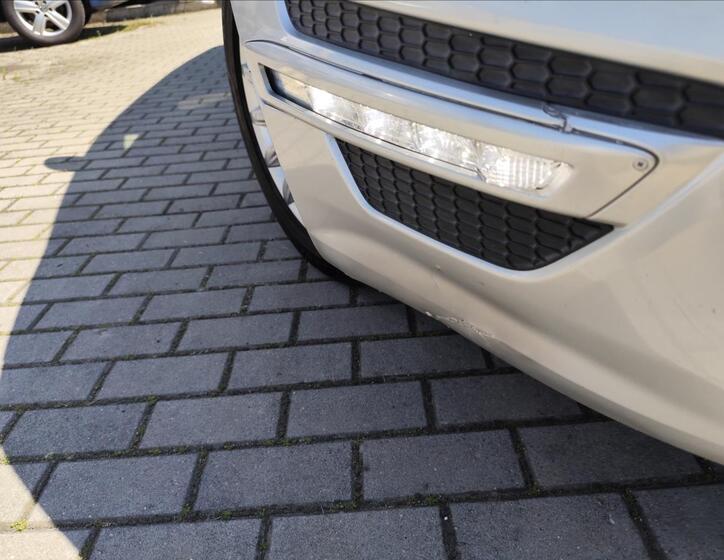 Ford S-MAX 40