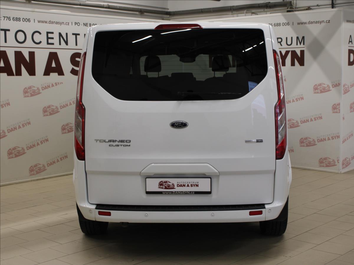Ford Tourneo Custom