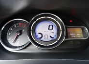 Renault Fluence 11