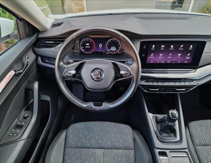Škoda Octavia 12