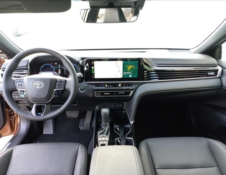 Toyota Camry 12
