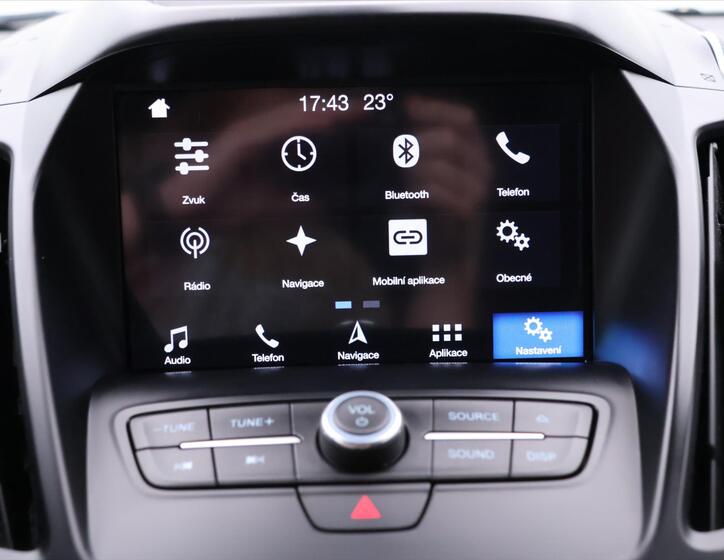 Ford Kuga 28