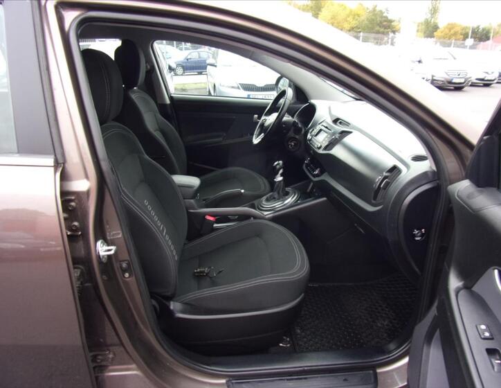 KIA Sportage 9