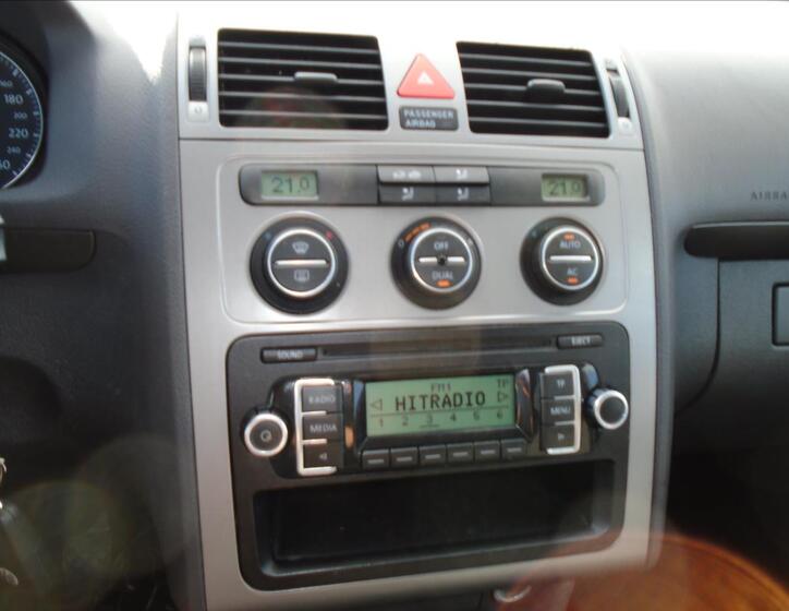Volkswagen Touran 37