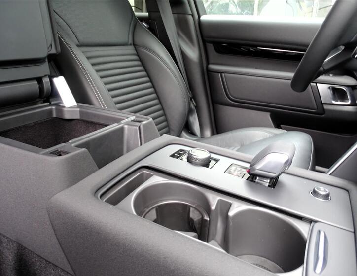 Land Rover Discovery 22