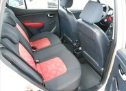 Hyundai i10 21
