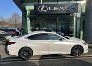 Lexus ES 300h 6