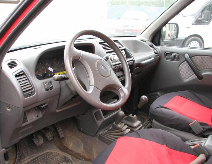 Ford Maverick 8