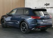 Volkswagen Touareg 2