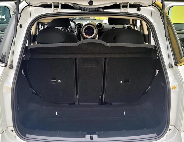 Mini Countryman 13