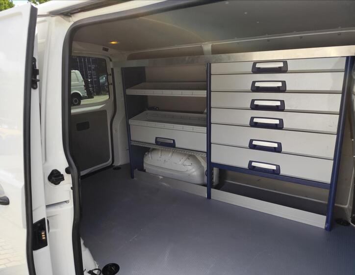 Volkswagen Transporter 4