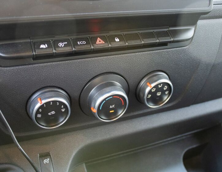 Renault Master 16