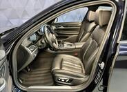 BMW Řada 7 11
