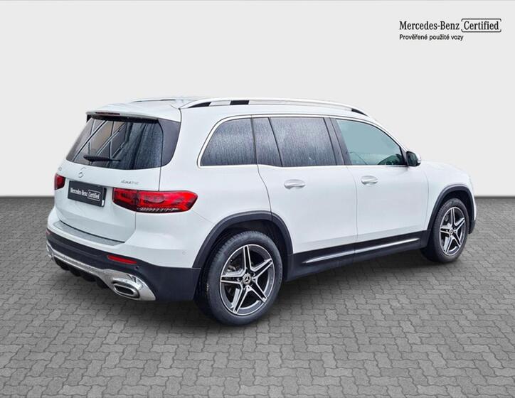 Mercedes-Benz GLB 5