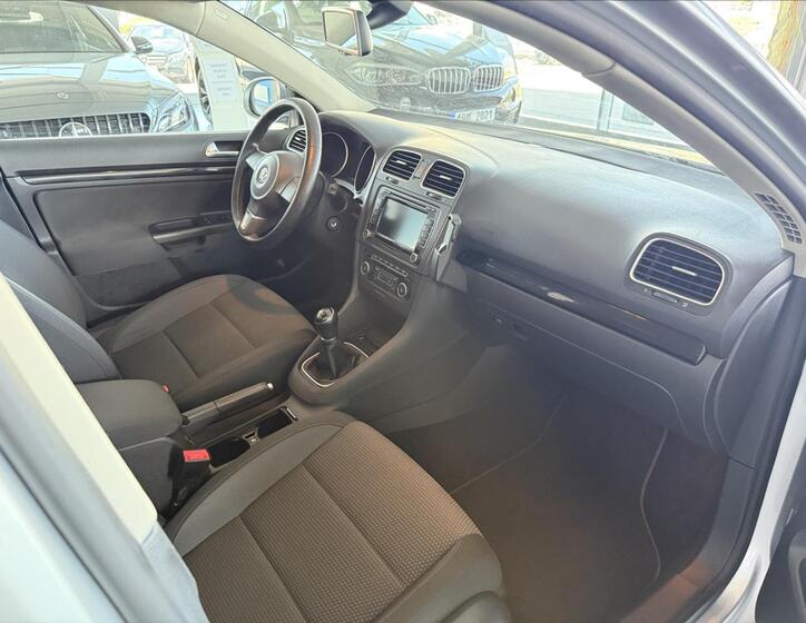 Volkswagen Golf 8