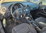 Audi A3 8