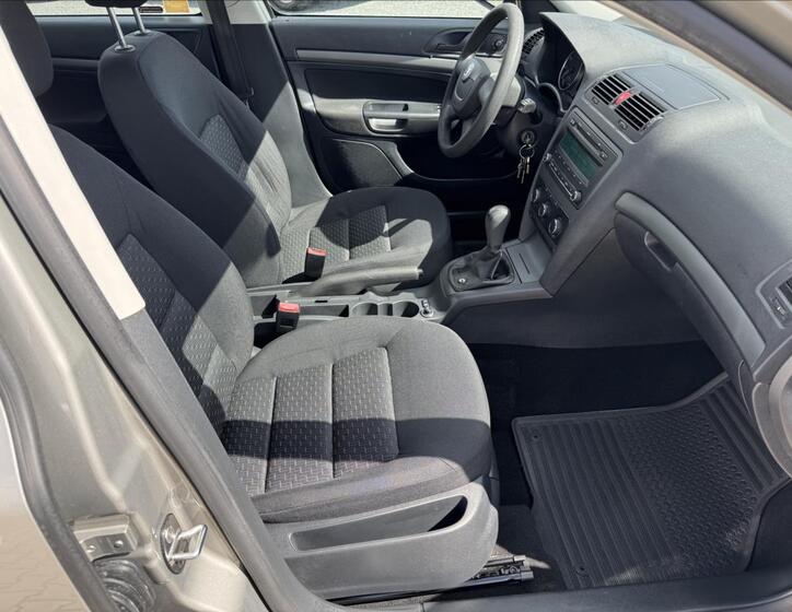 Škoda Octavia 13