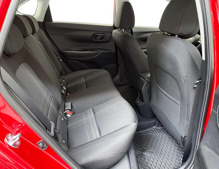 Hyundai i20 10