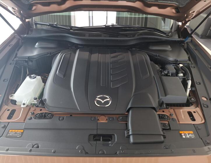 Mazda CX-80 17