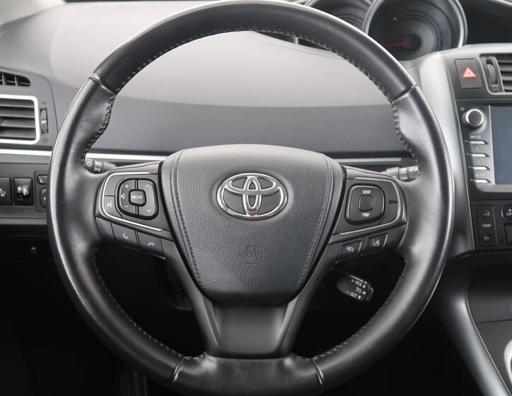 Toyota Verso 14