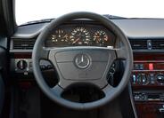 Mercedes-Benz 124 15