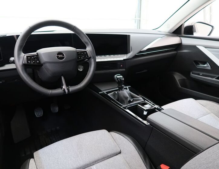 Opel Astra 16