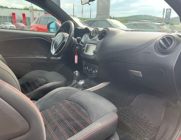 Alfa Romeo MiTo 7
