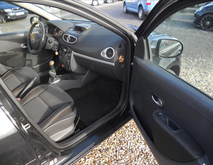 Renault Clio 19