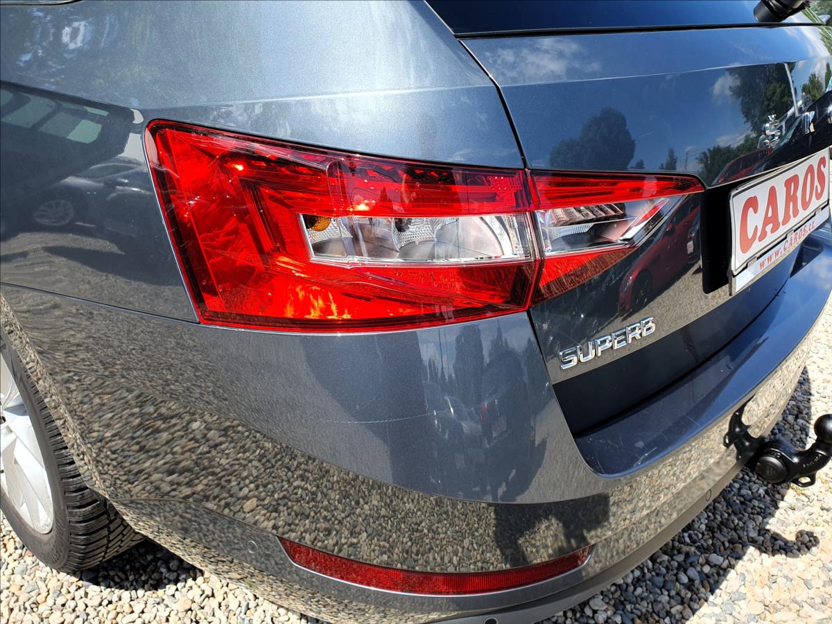 Škoda Superb