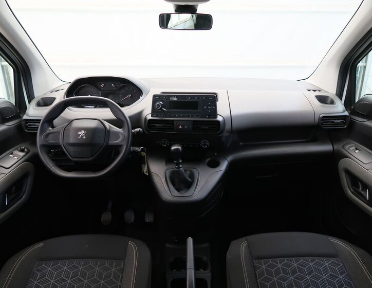 Peugeot Rifter 19
