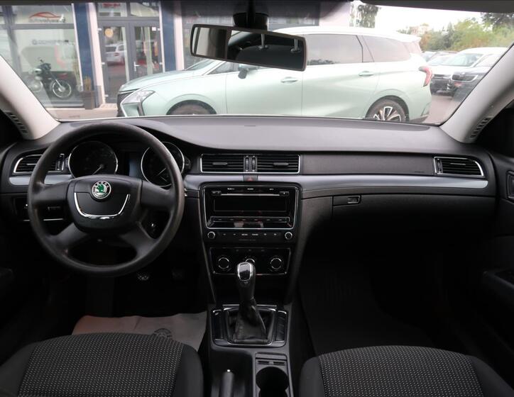 Škoda Superb 15