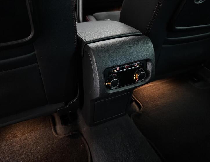 Seat Alhambra 30