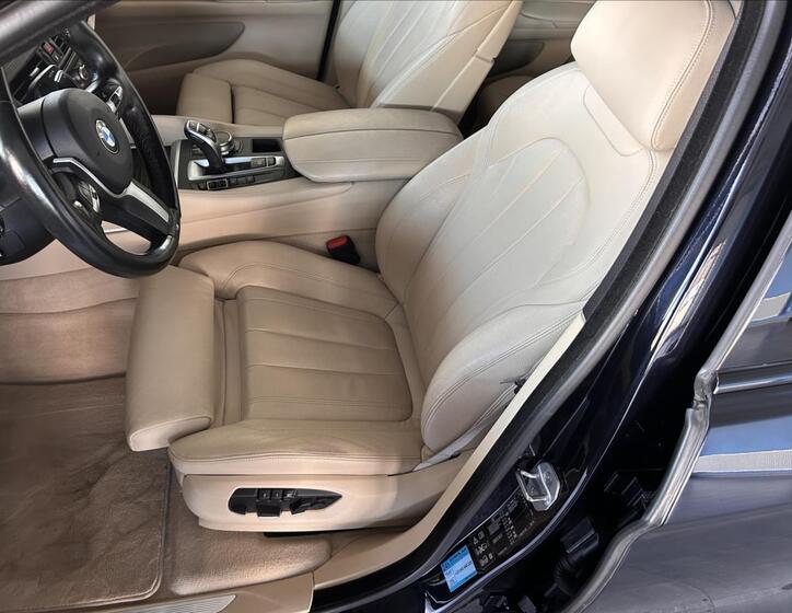 BMW X6 31