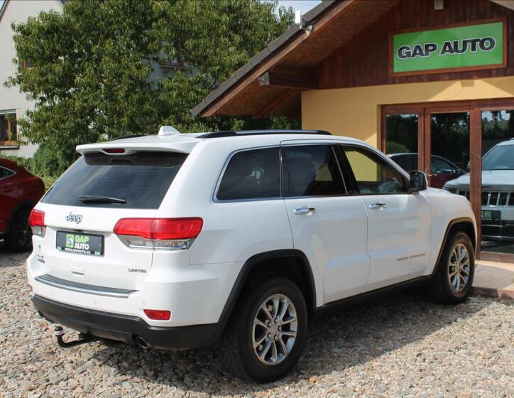 Jeep Grand Cherokee 6
