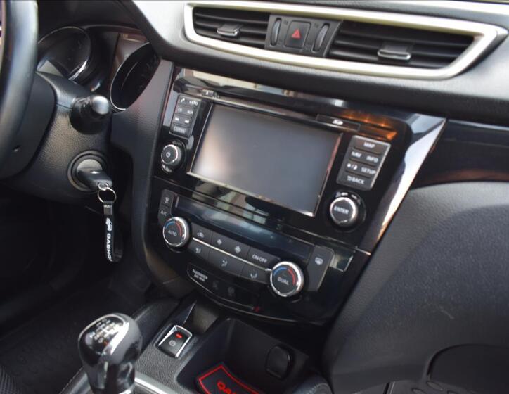 Nissan Qashqai 24