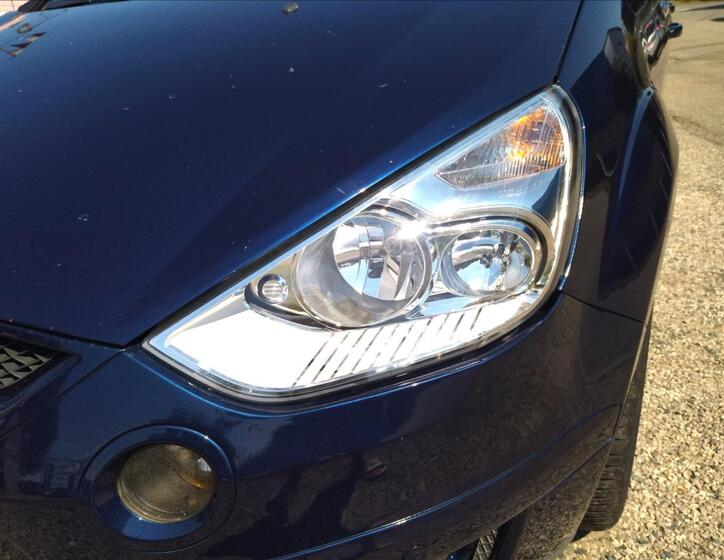Ford S-MAX 9