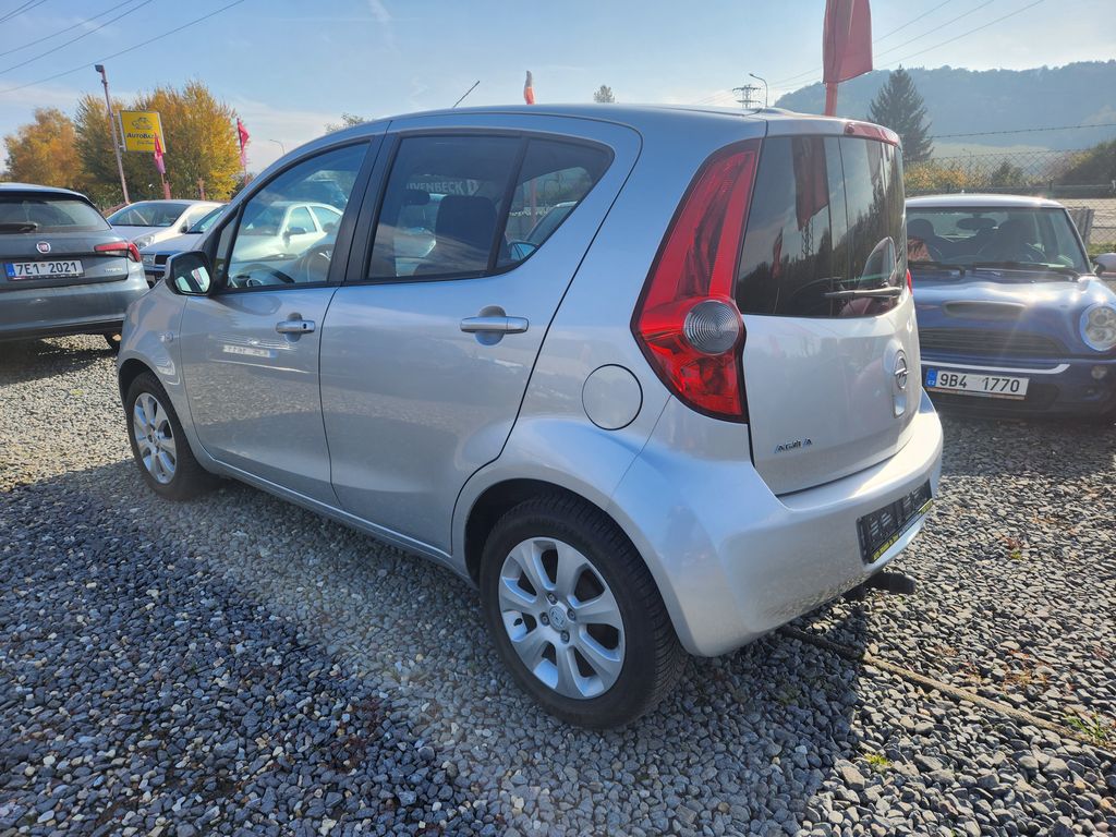 Opel Agila