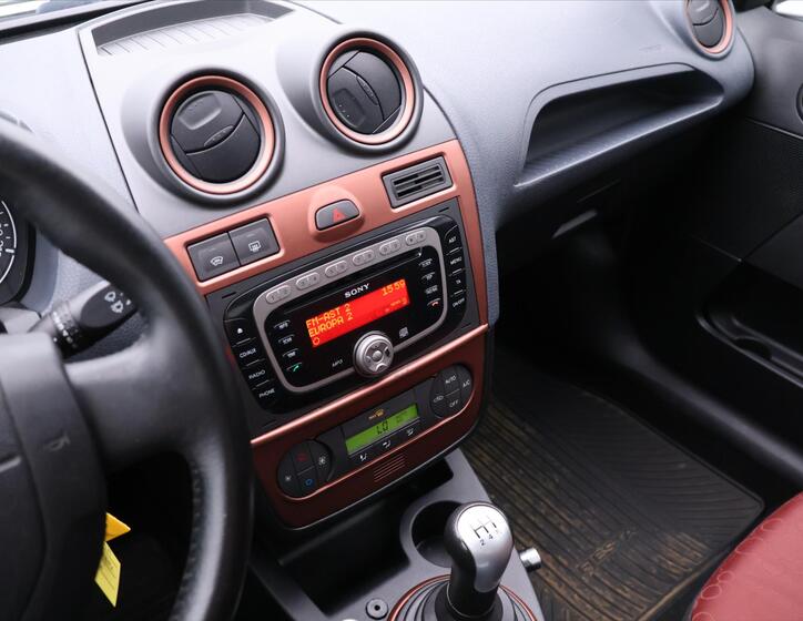 Ford Fiesta 18