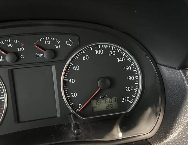 Volkswagen Polo 24
